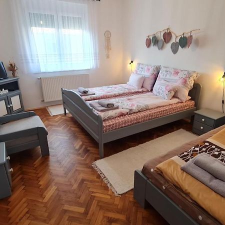 Ri-Jo Apartman โมแฮชส์ ภายนอก รูปภาพ
